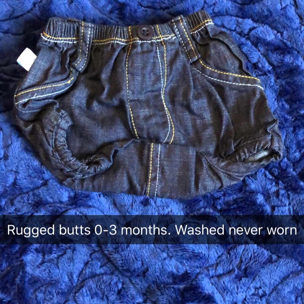 Boys rugged butts shorts